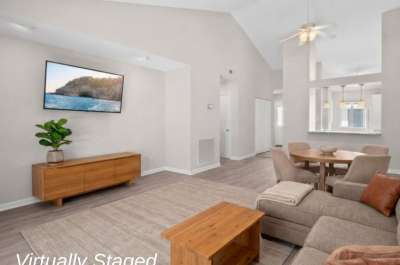 102 Llama Way, Black Mountain