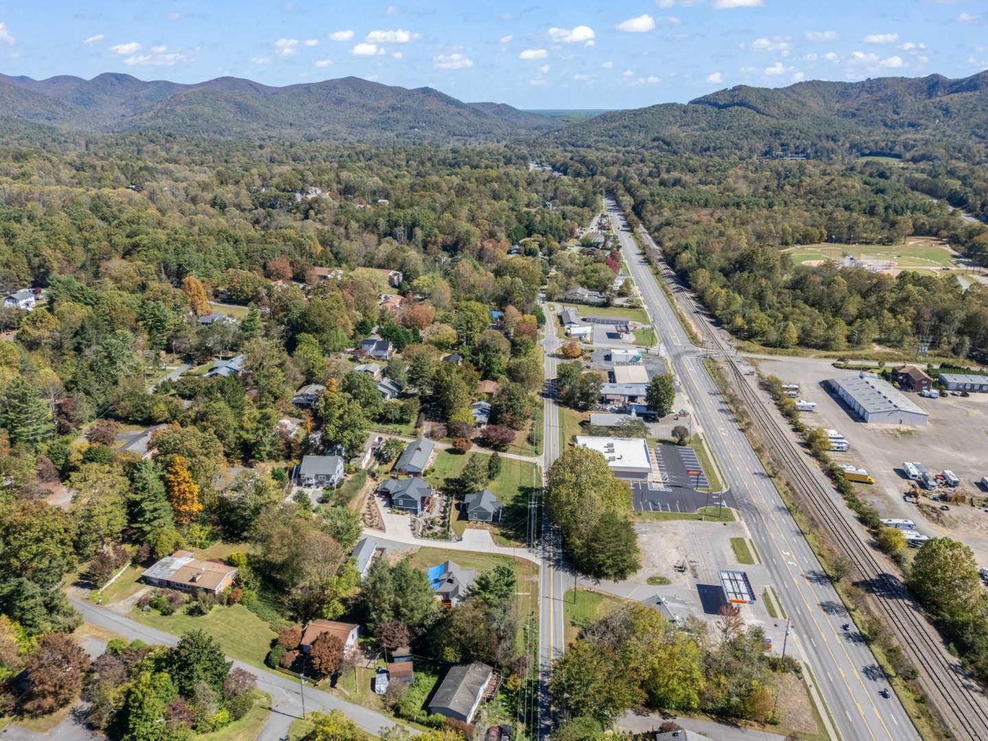 46-web-or-mls-1112-old-us-highway-70