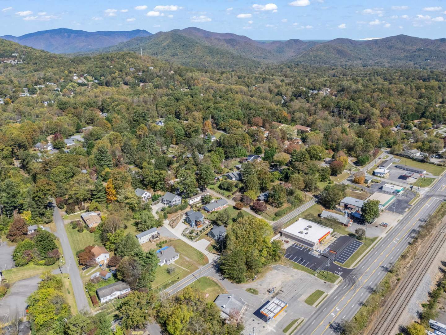 47-web-or-mls-1112-old-us-highway-70