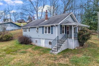 120 Maple Ridge Road, Candler