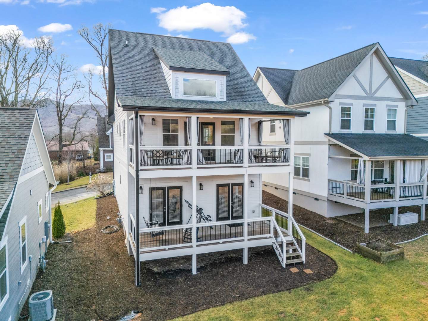 16-Tudor-Way-Black-Mountain-NC-06