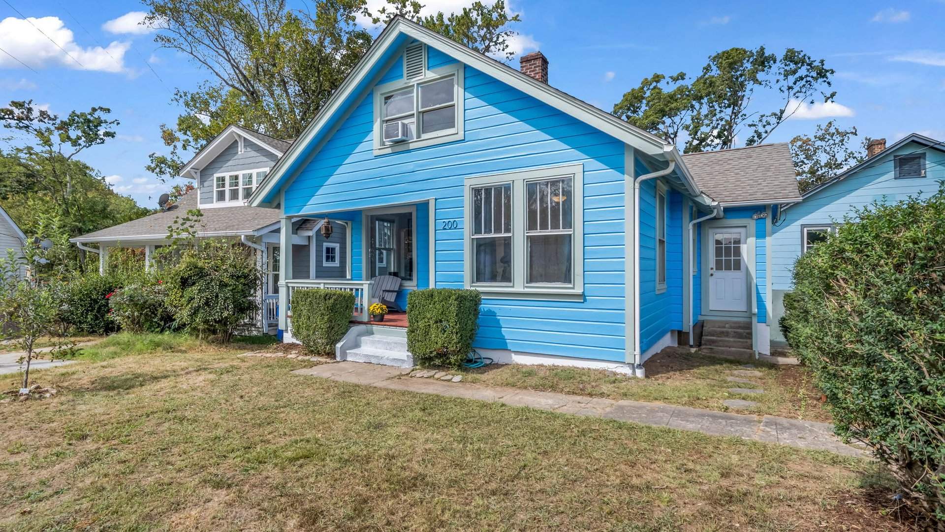 1-custom-200-courtland-pl