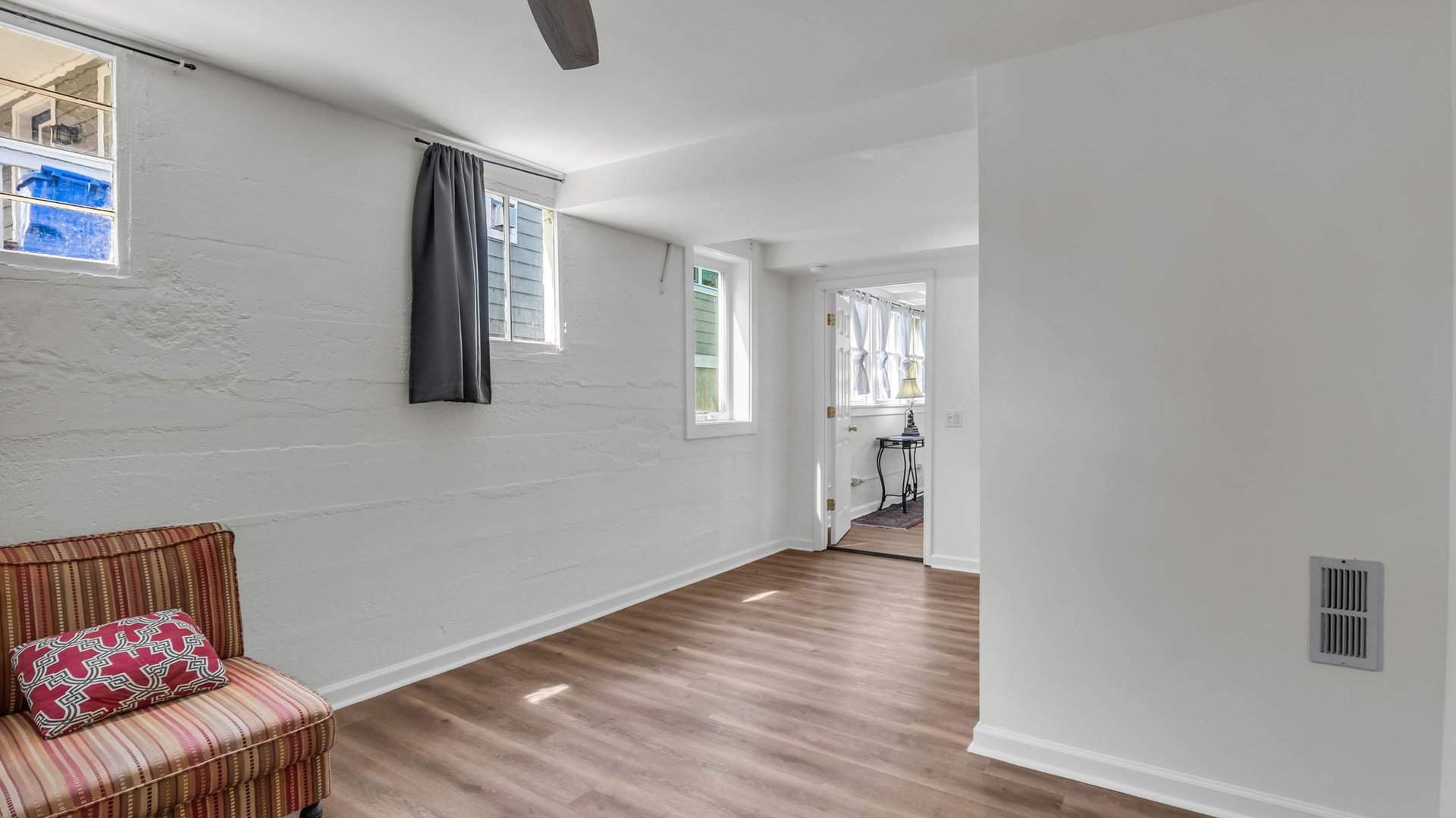 33-custom-200-courtland-pl