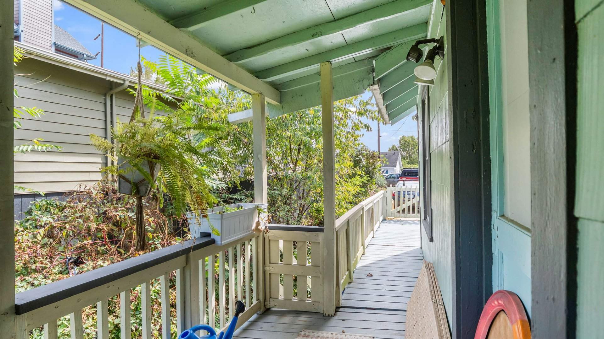 51-custom-200-courtland-pl