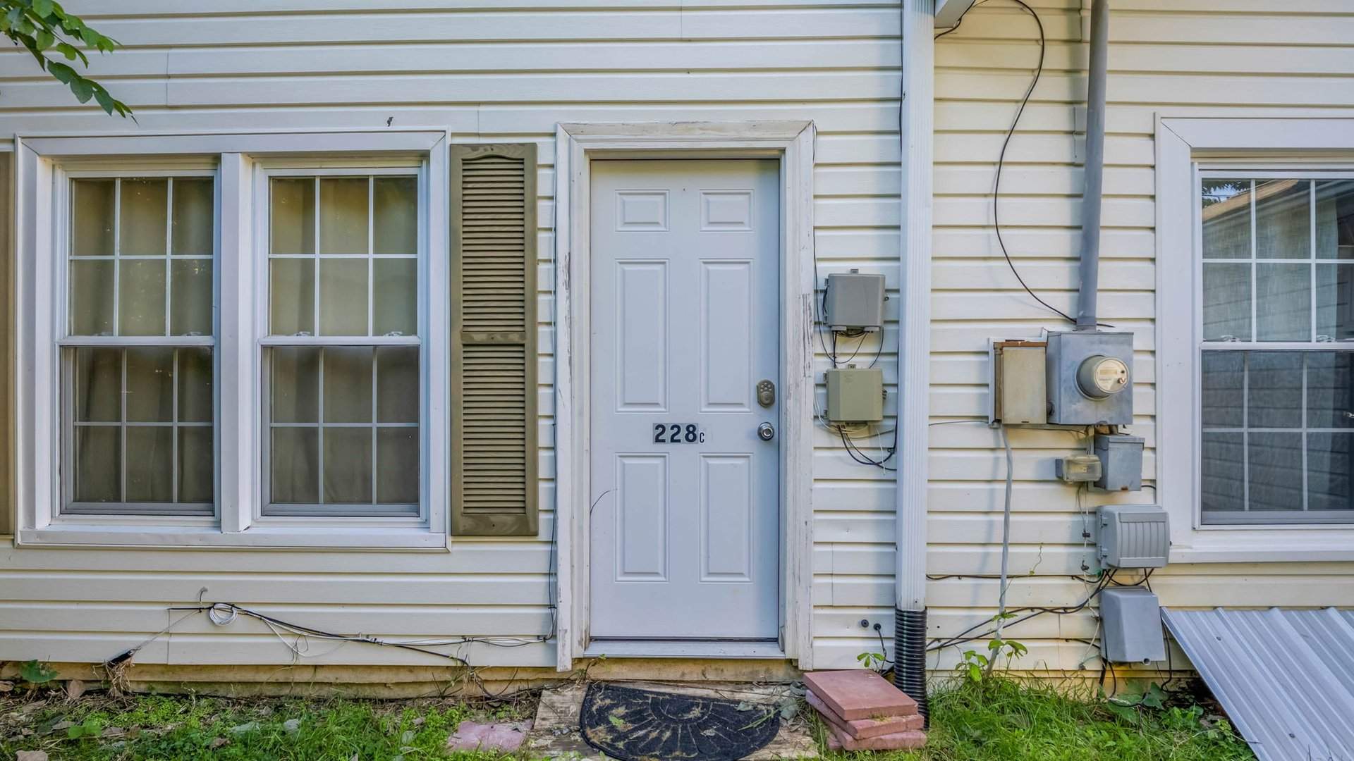 5-custom-228-stoney-mountain-rd
