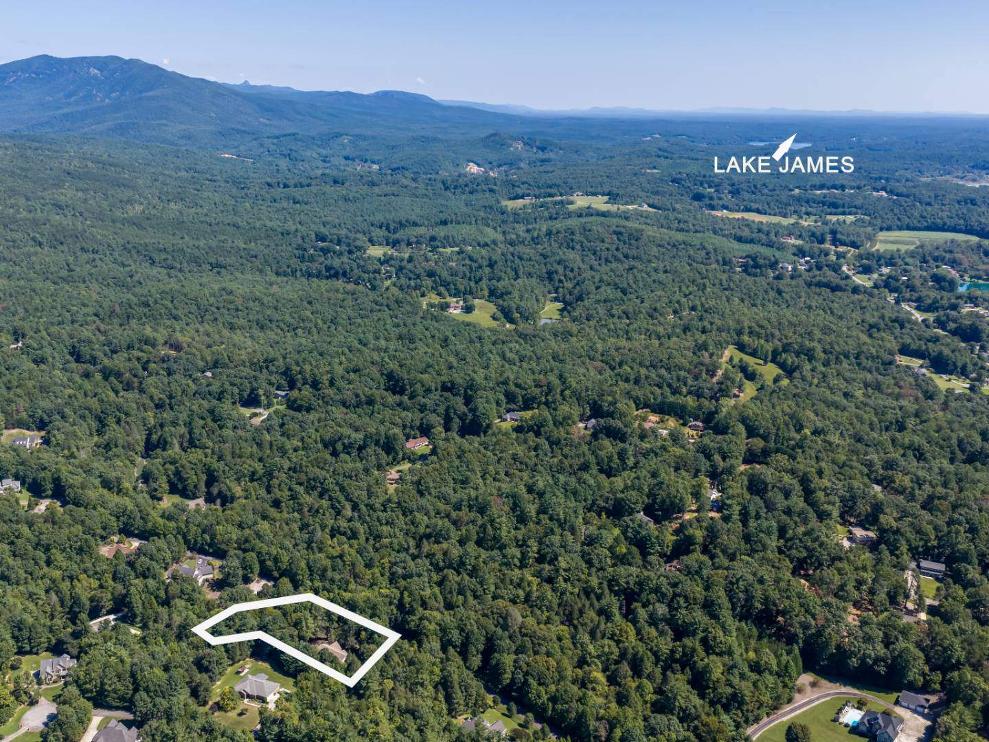 273-Cross-Creek-Dr-Marion-NC-61-1440x1080