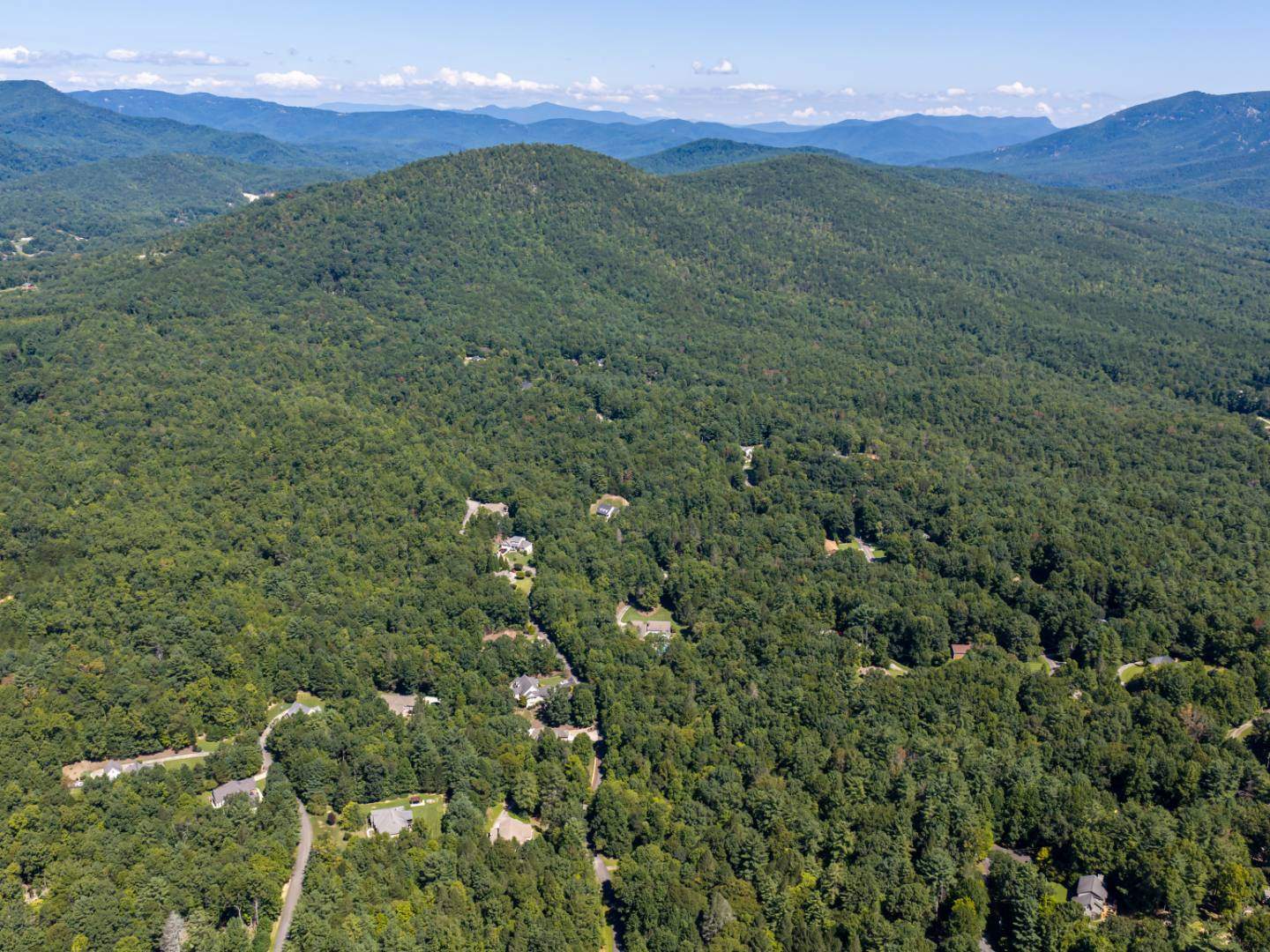 273-Cross-Creek-Dr-Marion-NC-77-1440x1080