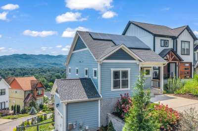 285 Mount Allen Heights, Black Mountain