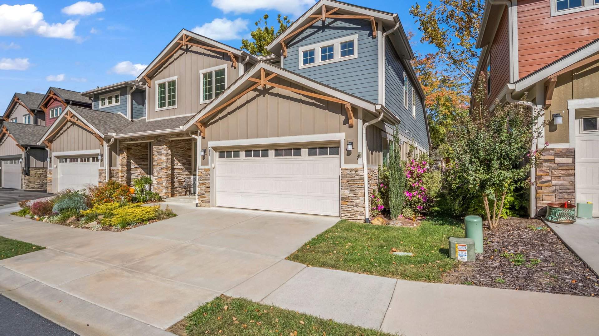 4-custom-534-sweet-birch-park-ln