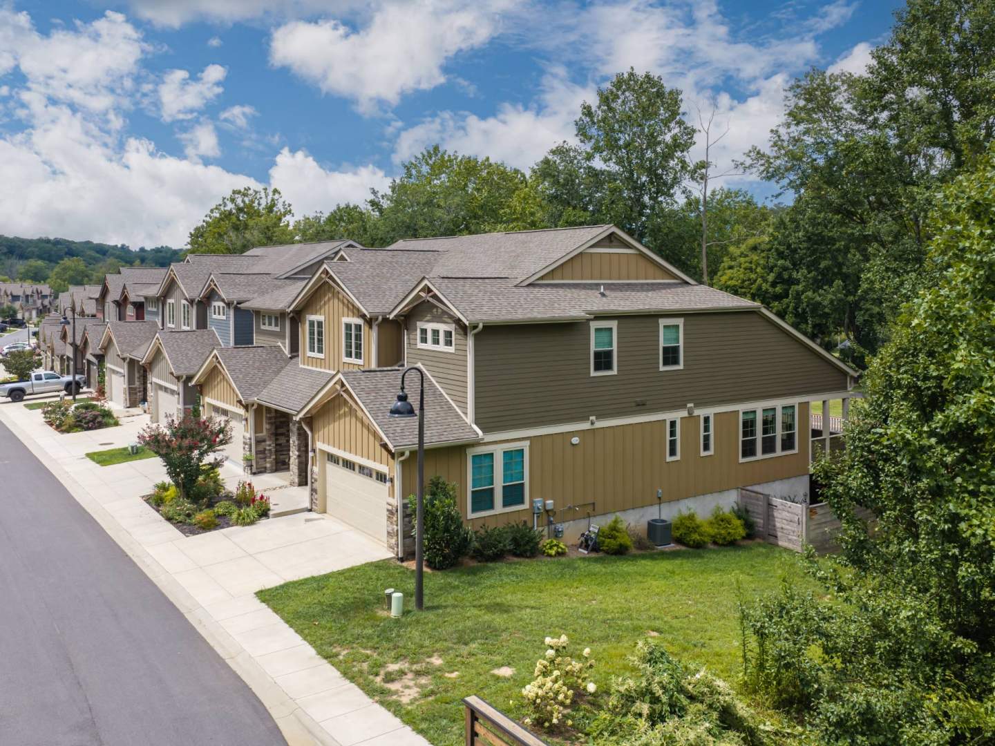 554-Sweet-Birch-Black-Mtn-NC-65-1920x1440