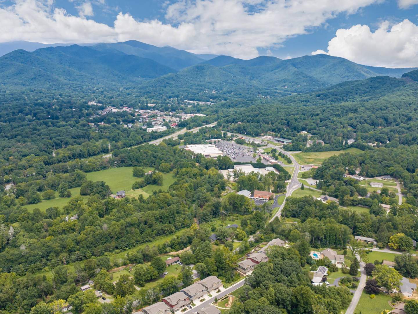 554-Sweet-Birch-Black-Mtn-NC-75-1920x1440