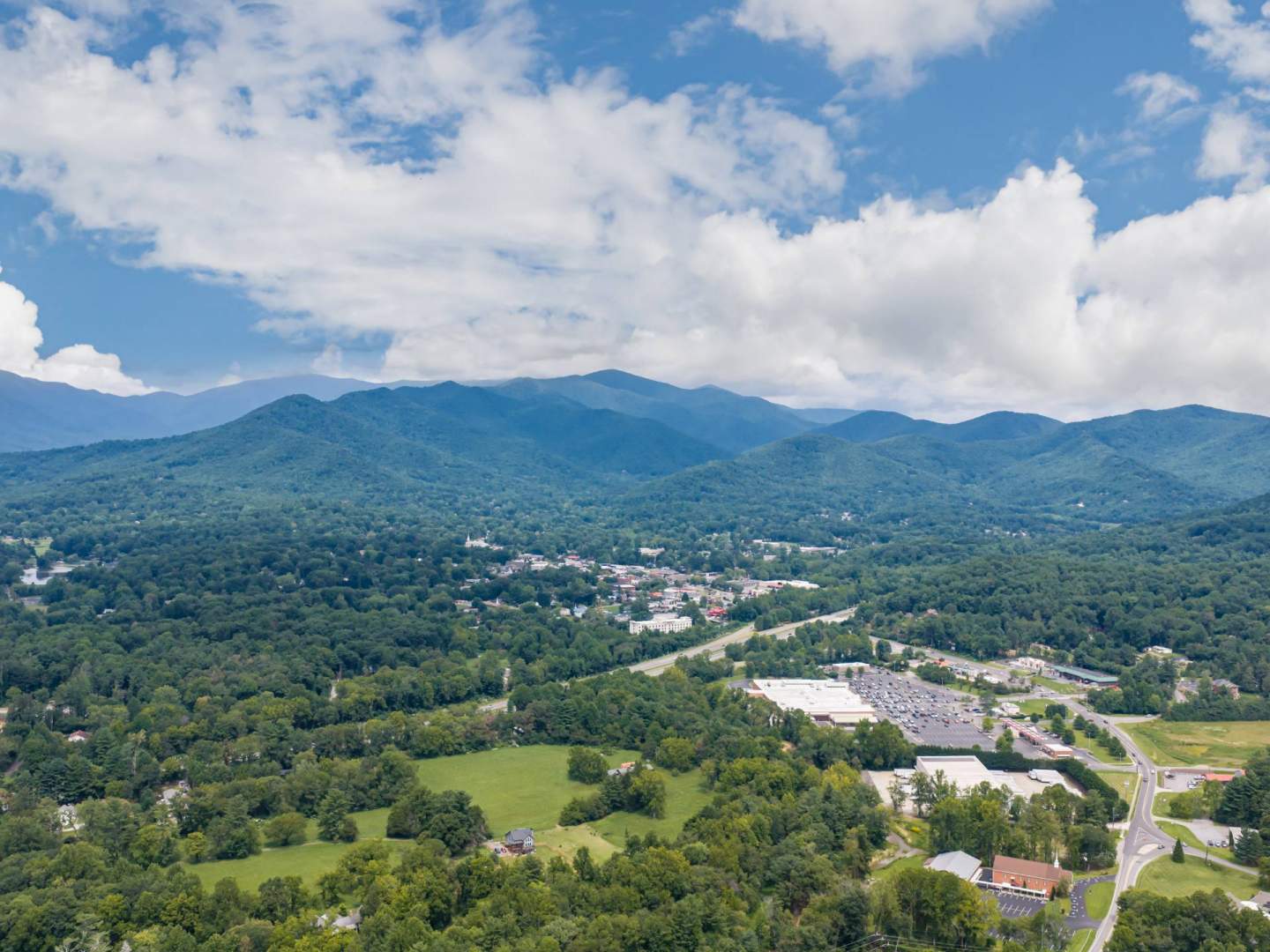 554-Sweet-Birch-Black-Mtn-NC-76-1920x1440