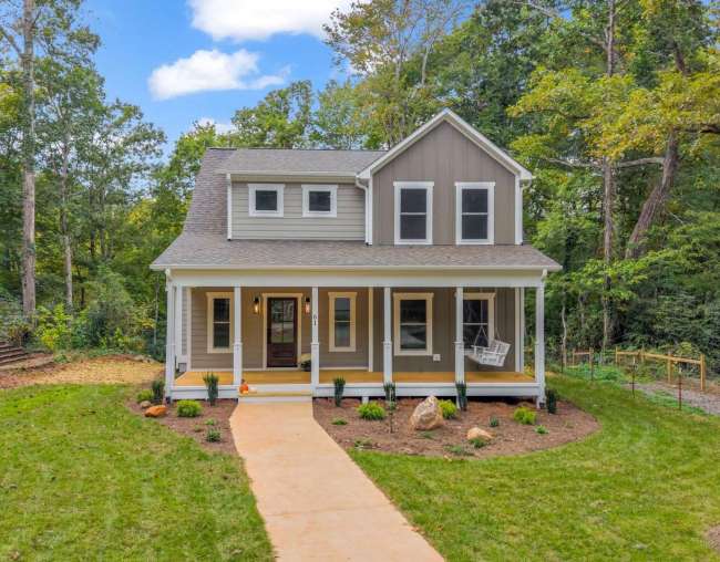 61 Laurel Lane, Black Mountain