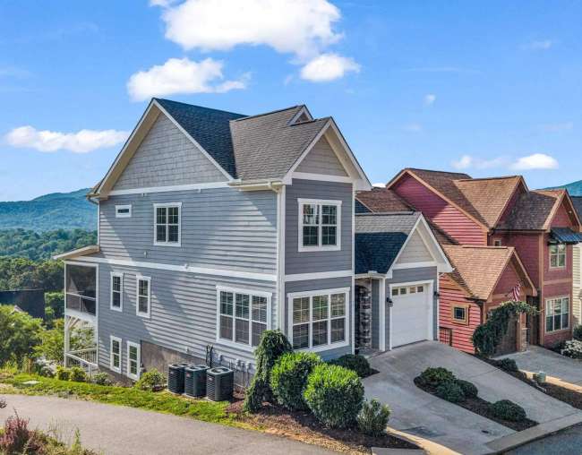 66 Tudor Way, Black Mountain