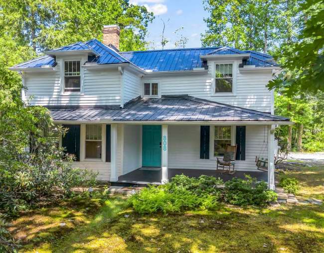 808 Montreat Road, Black Mountain