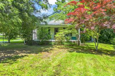 813 Montreat Road, Black Mountain