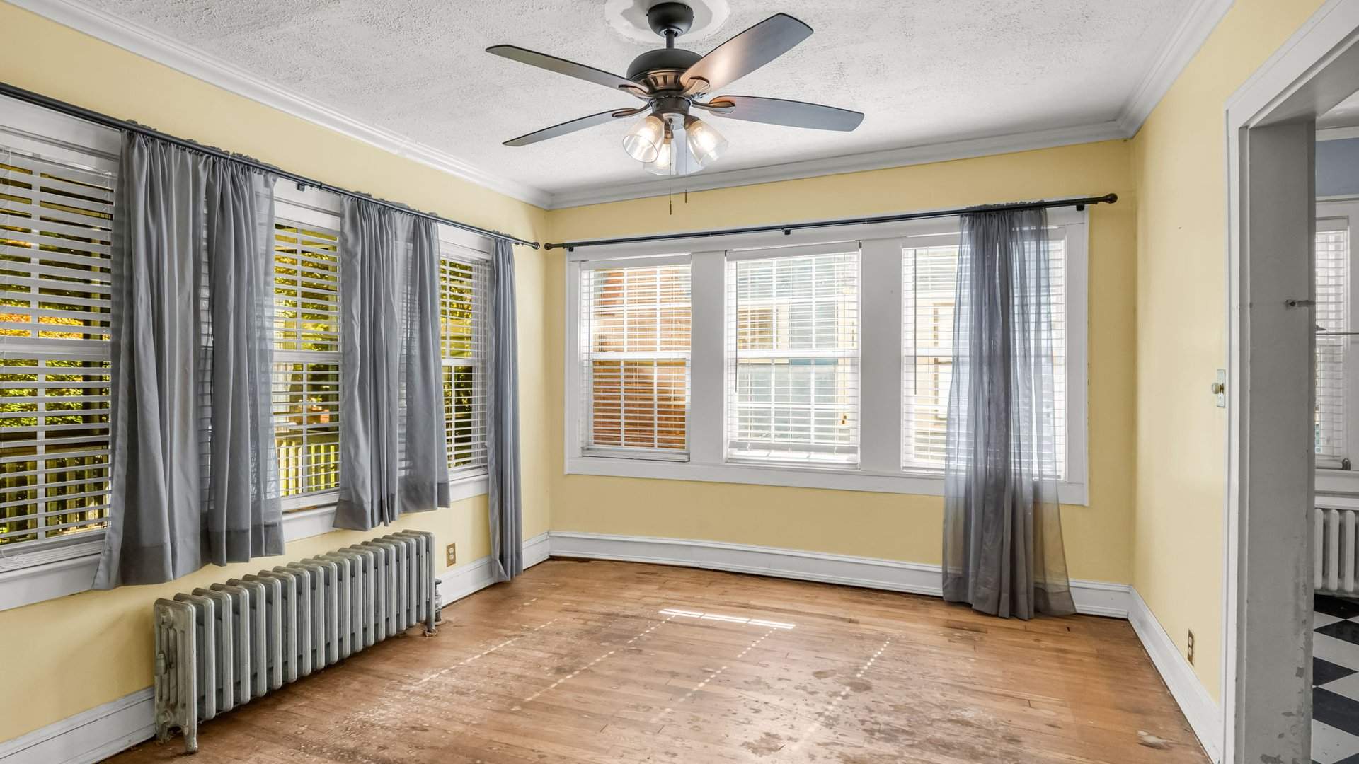 24-custom-82-blue-ridge-ave