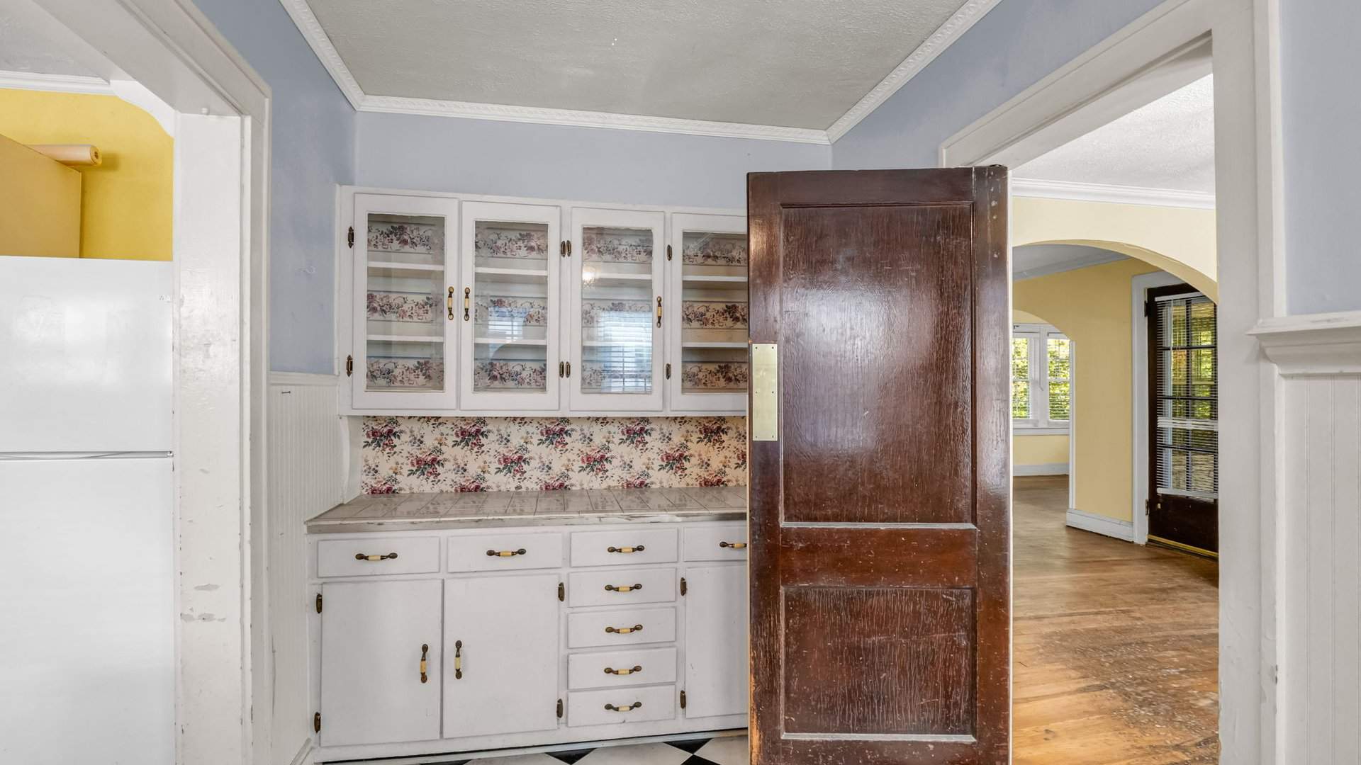 27-custom-82-blue-ridge-ave