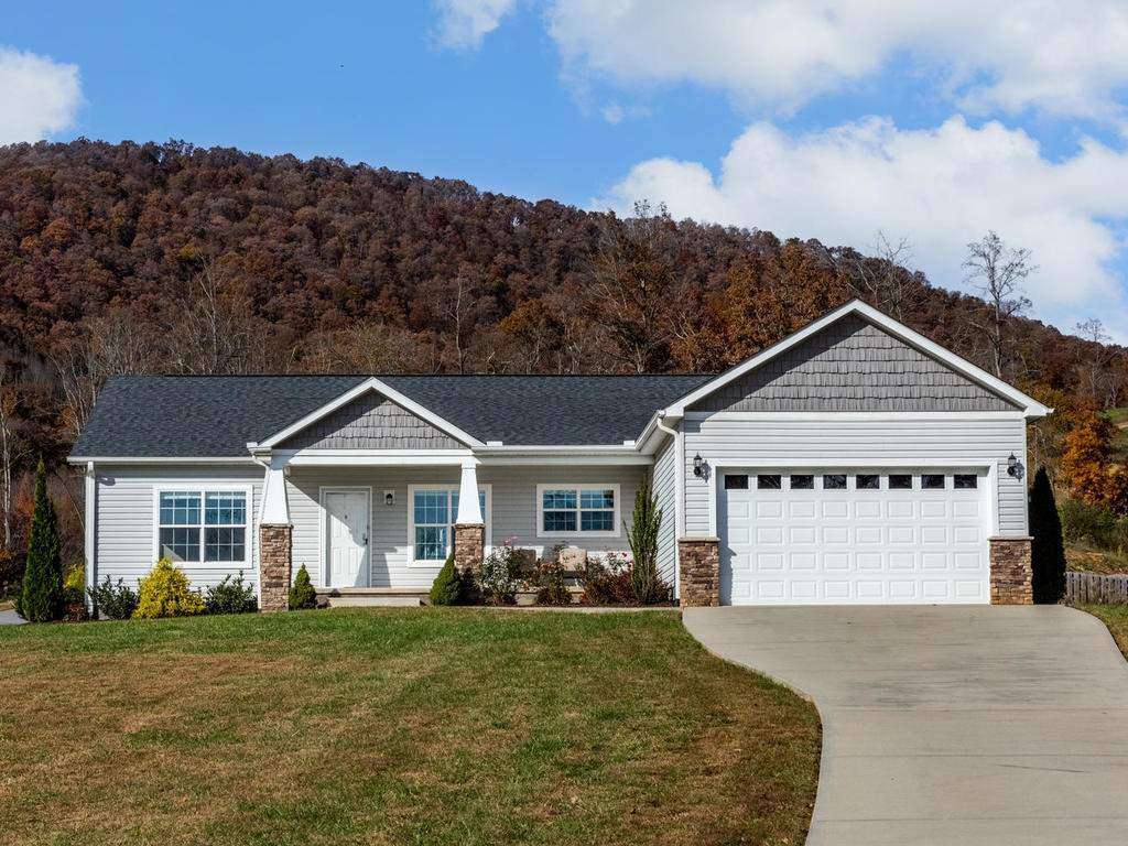 Mountain Vista At Luther Cove Real Estate for Sale