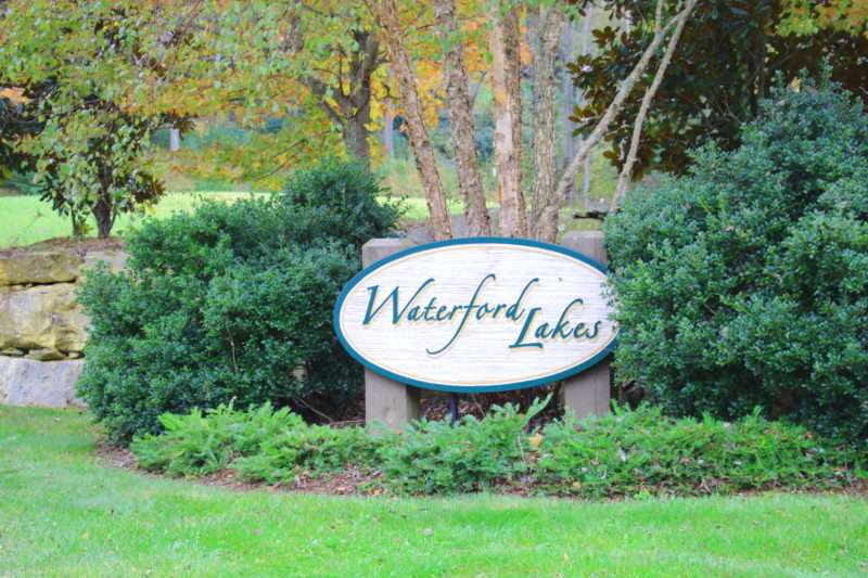 Homes & Land for Sale in Waterford Lakes