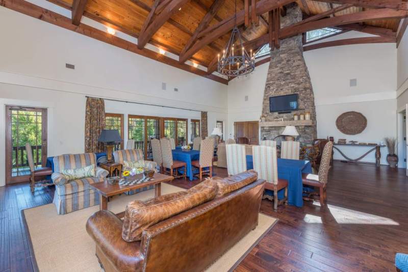The Settings Clubhouse